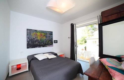 Palazzolo dello Stella Bed & Breakfast | Farmhouse B&B with swimming pool "Loggia degli Artisti" - 2 rooms: Suite Exclusive
