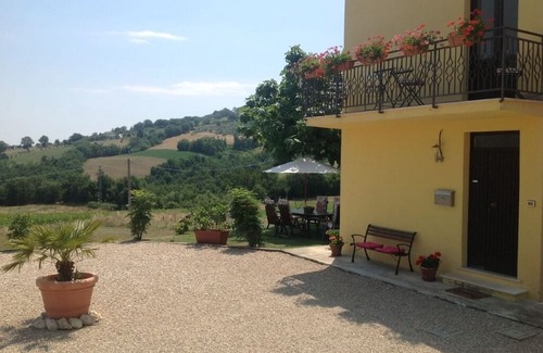 Villa Celiera Apartment | Luxurious vacation apartment with pool in the Gran Sasso National Park