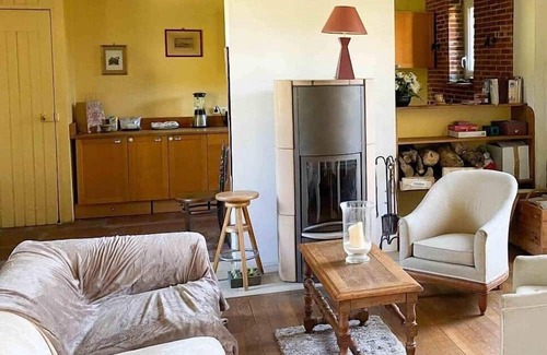 Le Merlerault House | La Maison Louisette: space and calm