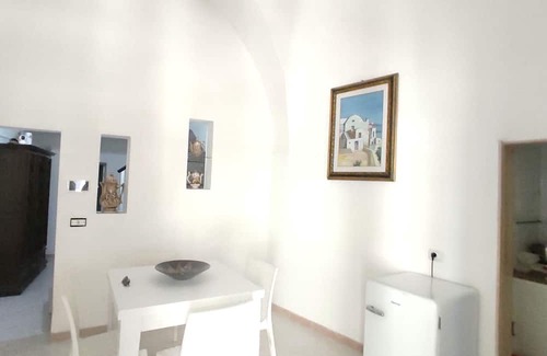 Centro Storico House | House in front of the castle offers a charming holiday home experience in Massafra