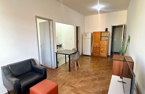 Barro Preto Apartment | Hugo Apartment in the center of Belo Horizonte, close to the Central Market, Minascentro and Raul Soares Square