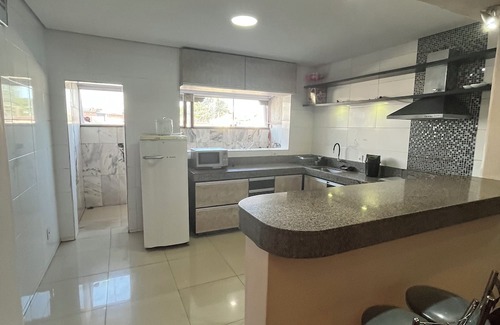 Novo Eldorado Apartment | Spacious apartment, 3 bedrooms, air conditioning. 6 km from MRV Arena, 4 km from Eldorado Metro Station.