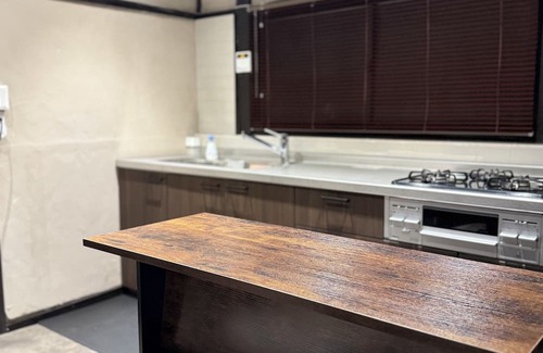 Shishihama House | This is maicca maicca, an inn for rent in one building. The accommodation will focus on the coziness of a fully renovated old private house.