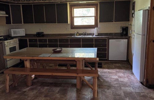 Germfask Cabin | Lakefront lodge - Sleeps 18+ guests!