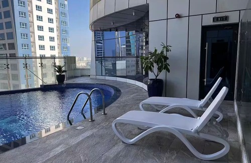 Block 428 Apartment | Panoramic Sea View On 27th Floor