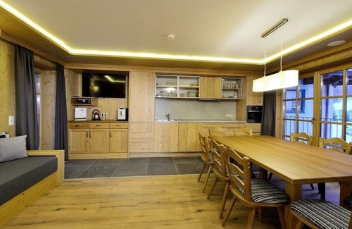 Hinterglemm House | Vacation home for 10 guests with 120m² in Hinterglemm (273723)