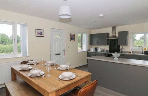 Gwystre Cottage | GLANDWR HOUSE, with a garden in Llandrindod Wells