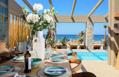 Agkisaras Villa | Sabbia Mare BeachFront Villa, steps from Dine&Shop