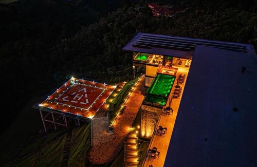 Campos do Jordao Cottage | Beautiful Mega House in the Mountains, Mansion in Campos do Jordão