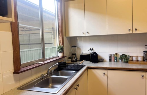 Wagga Wagga House | 14 Rhoda Avenue, Wagga Wagga