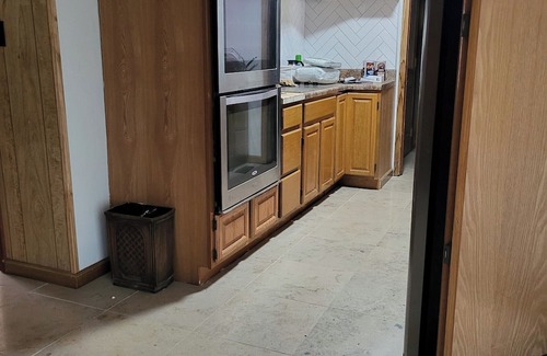 Sharon House | 3-bedroom Edwards Cozy House with AC. 8 minutes away from University Tn-Martin