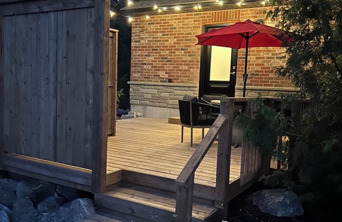 Erin House | Trailway Coach House in Erin Ontario. explore the Elora Cataract Trailway
