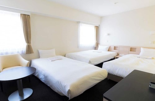 Utsunomiya Hotel | Smoking Triple Breakfast Included Smile Value St/Utsunomiya Tochigi