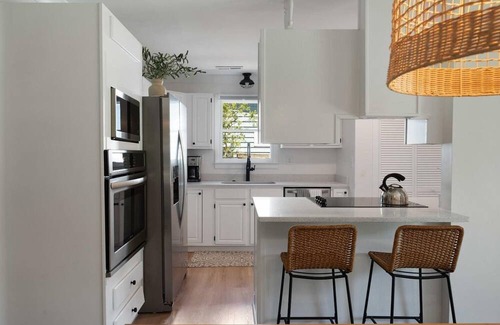 Isle of Palms House | The Sea Shadow - Walk to the Beach!