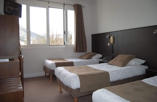 Lourdes Hotel | Cozy Unit for a Relaxing and Unforgettable Trip! Near Prime Attractions!