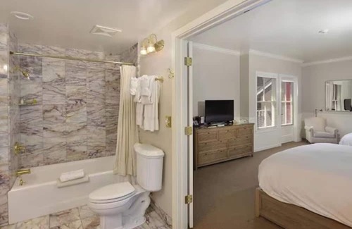 Santa Rosa Hotel | Spacious Double Queen Suite Perfect for Wine Country Escapes Near Santa Rosa Fun