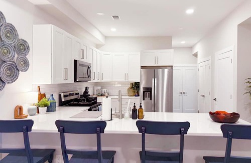 Conshohocken Apartment | 1500 ft² Space/2 Bedroom 1.5 Bathrooms Apt/5 Beds/SLEEPS 10