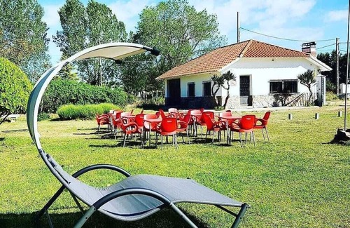 Calvarrasa de Abajo Cottage | Rural house 5min from Salamanca, 5000m² with swimming pool and barbecue