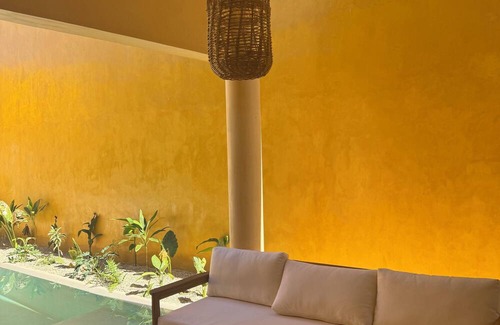 Conkal House | Casa Ka - Mini Hacienda Retreat with Pool + Starlink