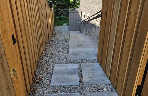 Innisfil Apartment | Tranquil Forest Oasis in Convenient Location