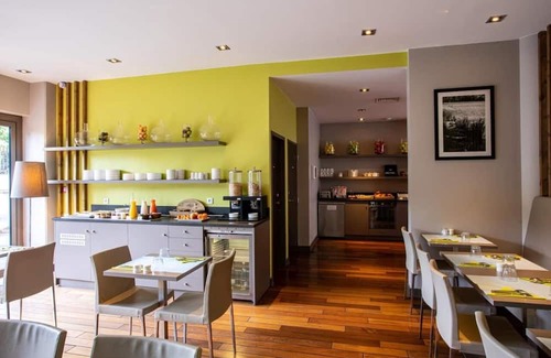 9th Arrondissement Hotel | Close to Gare de Vaise Metro Station! 4 Pet-friendly Units, Onsite Parking!