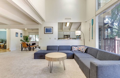 Kelseyville House | WFH-Friendly Retreat < 1 Mi to Clear Lake!
