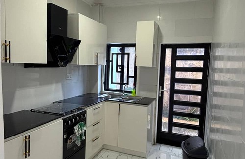 Serrekunda Apartment | Lovely 2-bedroom apartment in kotu near the fire service with AC