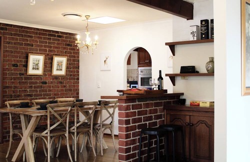 Mill Park House | Cozy House 3BD/2BR in Mill Park