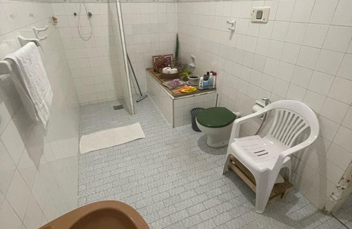 Jardim Santa Helena House | Shared house with parking space in downtown Juiz de Fora