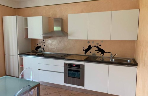 Cantello Apartment | Apartment 'Lampone' with Mountain View, Private Terrace and Wi-Fi