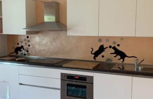 Cantello Apartment | Apartment 'Lampone' with Mountain View, Private Terrace and Wi-Fi