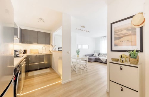 Saint-Ouen-l'Aumone Apartment | T3 Terasse Parking Gare-Paris 30 min - St Ouen 95