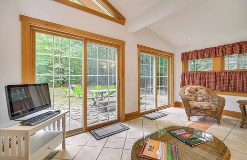 Eidelweiss Village Cabin | Walk to Water: Outdoor Gem w/Bunkhouse in Madison