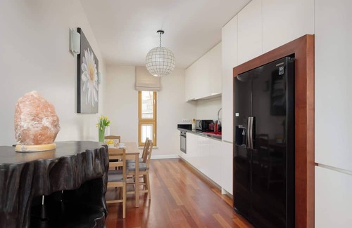 Wlochy Apartment | Obywatelska 5 | Warszawa | Spacious & Stylish Apartment | Two Parking Spaces |