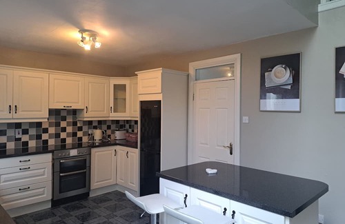 Tralee House | Large split-level house 4km from Tralee.