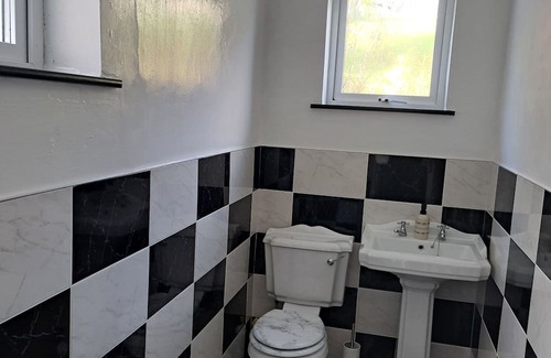 Tralee House | Large split-level house 4km from Tralee.