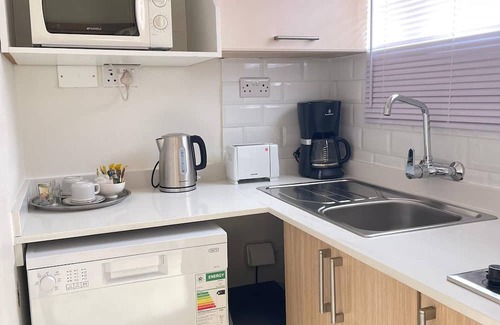 Gaborone Apartment | Charming 1-bedroom apartment in Peaceful Gaborone North