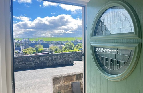 Portsoy Cottage | House By The Sea, breathtaking views of the Mory Firth you will never forget .