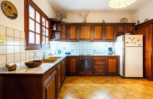 Spata-Artemida Villa | 50m by the Sea offers a spacious holiday villa, ensuring comfort for all guests.
