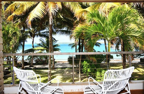 Trou d'Eau Douce Villa | Villa la Pelouse/piscine - Beachfront villa in Trou d'Eau Douce, Mauritius