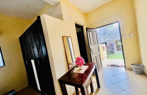 Galu House | Kivuli villas Diani ,located 2 minutes walk to the White sandy Diani Beach