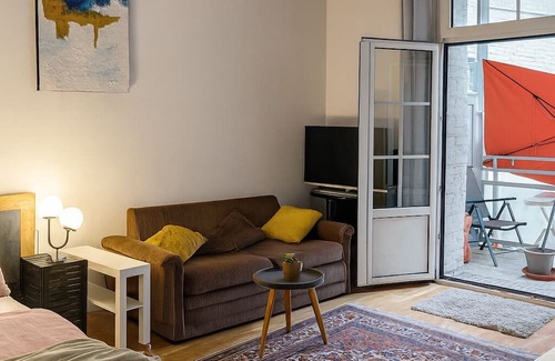 New Town Apartment | Cologne City Loft for up to 8 people