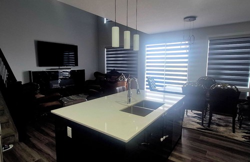 West Edmonton House | Cozy, Modern and spacious