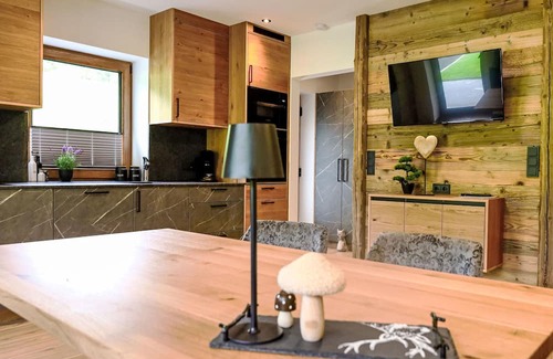 Leogang Apartment | Waidmannsheil - 67qm by Interhome