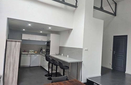 Lillers House | Gite le carré 17