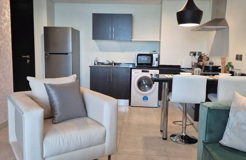 Al Hoora Apartment | Luxury apartment with amazing sea view in Manama close to landmarks.