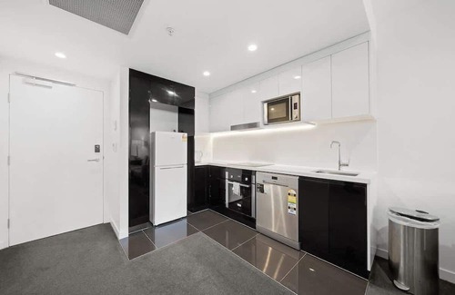Toowong Apartment | 38 High St - Premium Executive in Heart of Toowong