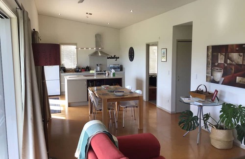 Foxton Beach Apartment | Ready for a cosy stay at the Beach?