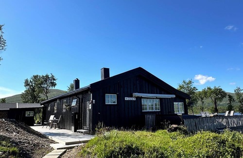 Holtalen Cabin | Charming 3 bedroom cabin in Øyungen, Hessdalen, Trøndelag