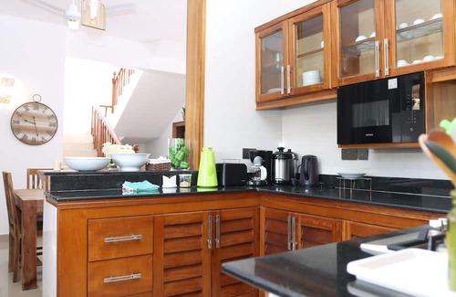 Central Kenya Coast Villa | Escape to Luxury 4BR Villa with a Pool at Vipingo Ridge Beach